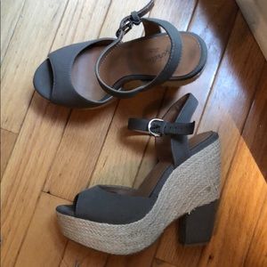 Seychelles platform espadrille from Anthropologie